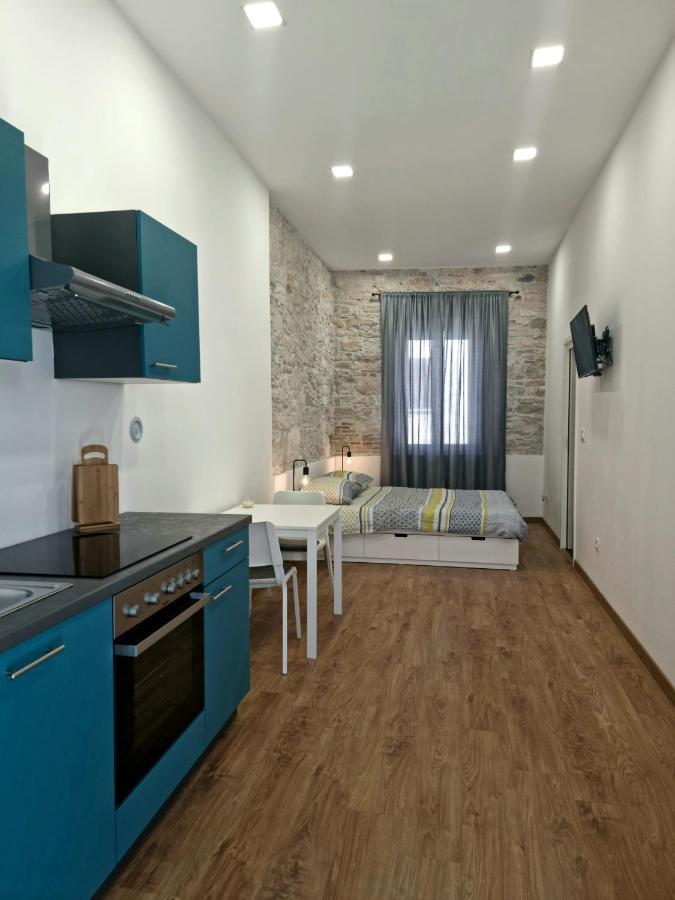 Central Studio Apartment Pula Exterior photo